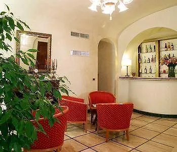 Regina Margherita Hotell 3*