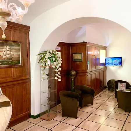 Regina Margherita Otel 3*
