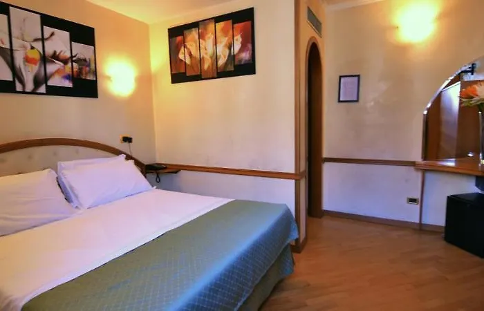 레지나 마르게리타 3*